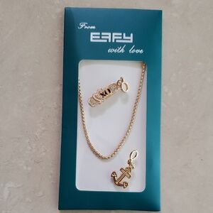 EFFY Elegant Gold Necklace & 2 EFFY Charms